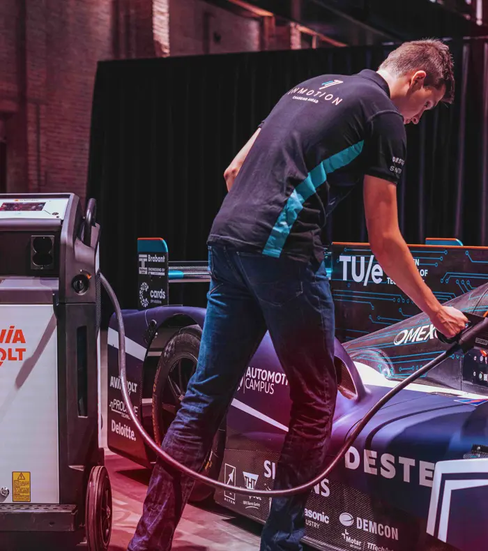 InMotion en de AVIA VOLT Movable Charger