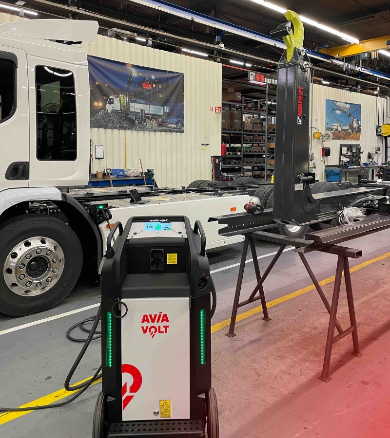 Hiab met AVIA VOLT snellader
